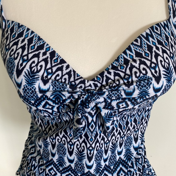 Kona Sol Blue Ikat Print Tankini Top Size Large - Picture 4 of 7